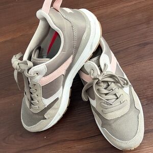Levis Women's Sneakers